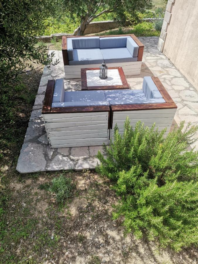 Holiday Home Vineyard House โบล ภายนอก รูปภาพ